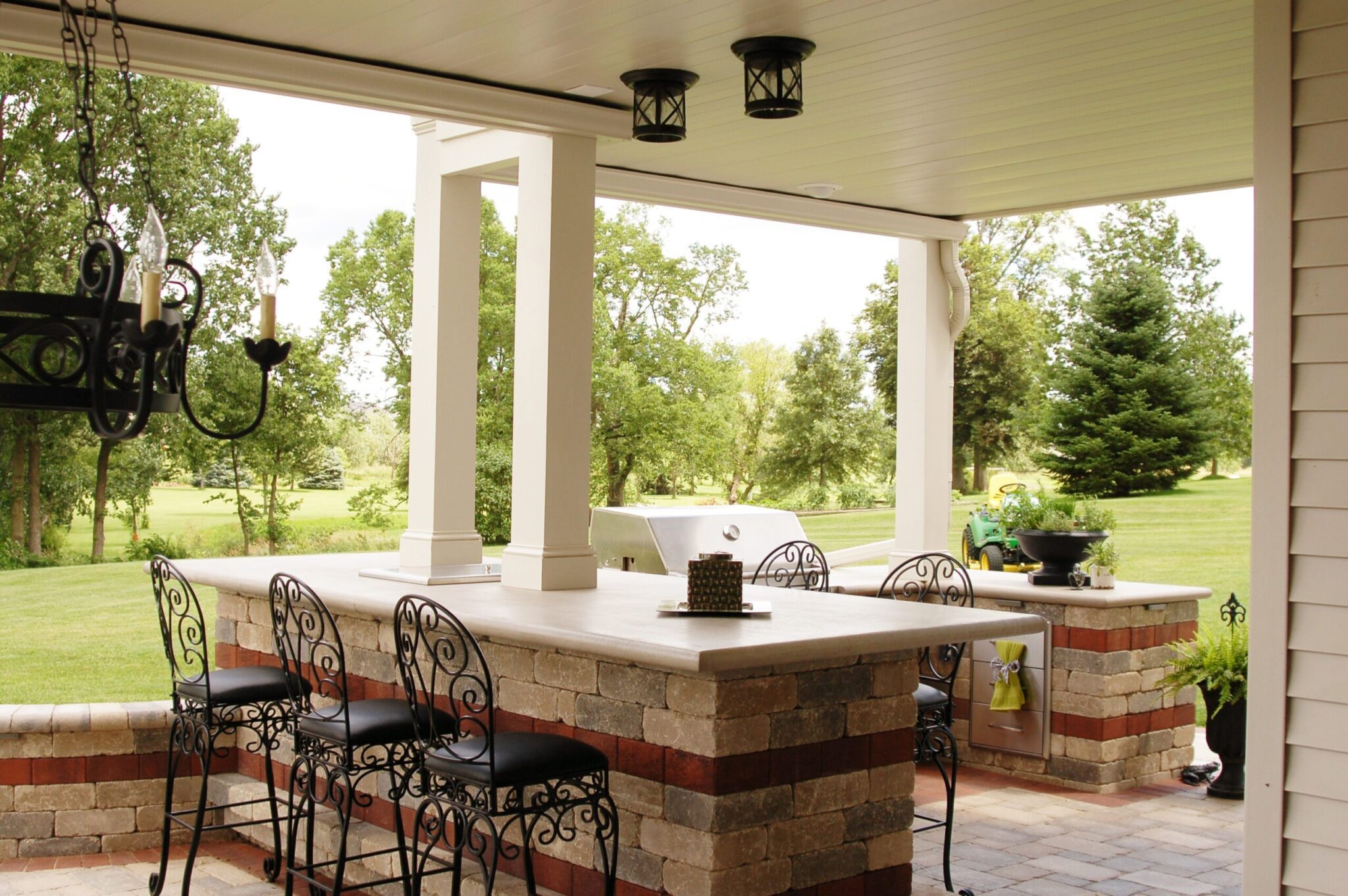 outdoor dining area